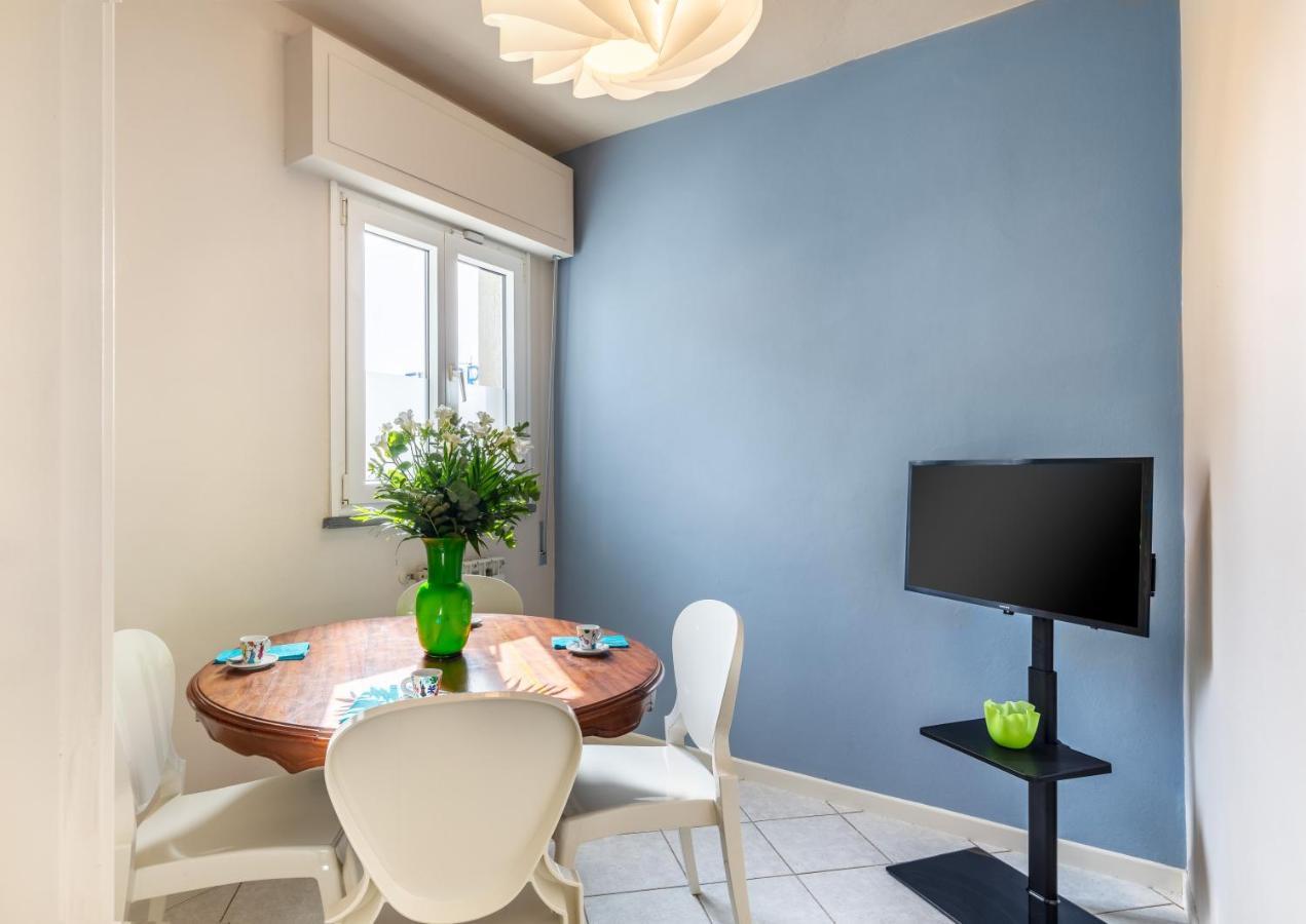 Viareggio Suite - Beach Apartment Luaran gambar